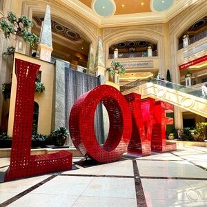 Meet your Posher, JL